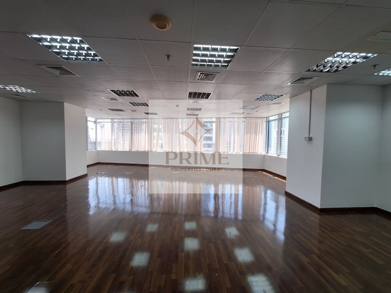 Jumeirah Island Views | Close to Metro | Fitted