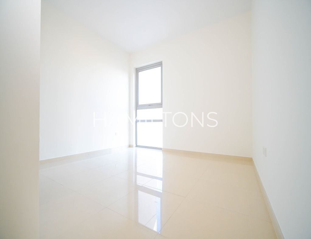 Premium Apartment | Secure Community | Resale