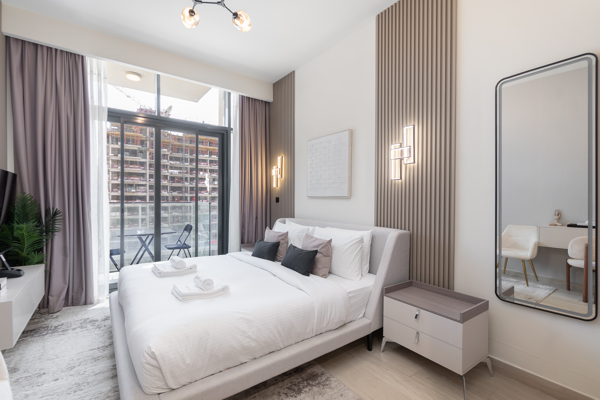 Stylish Studio Apartment | Azizi Riviera 48 – MBR City