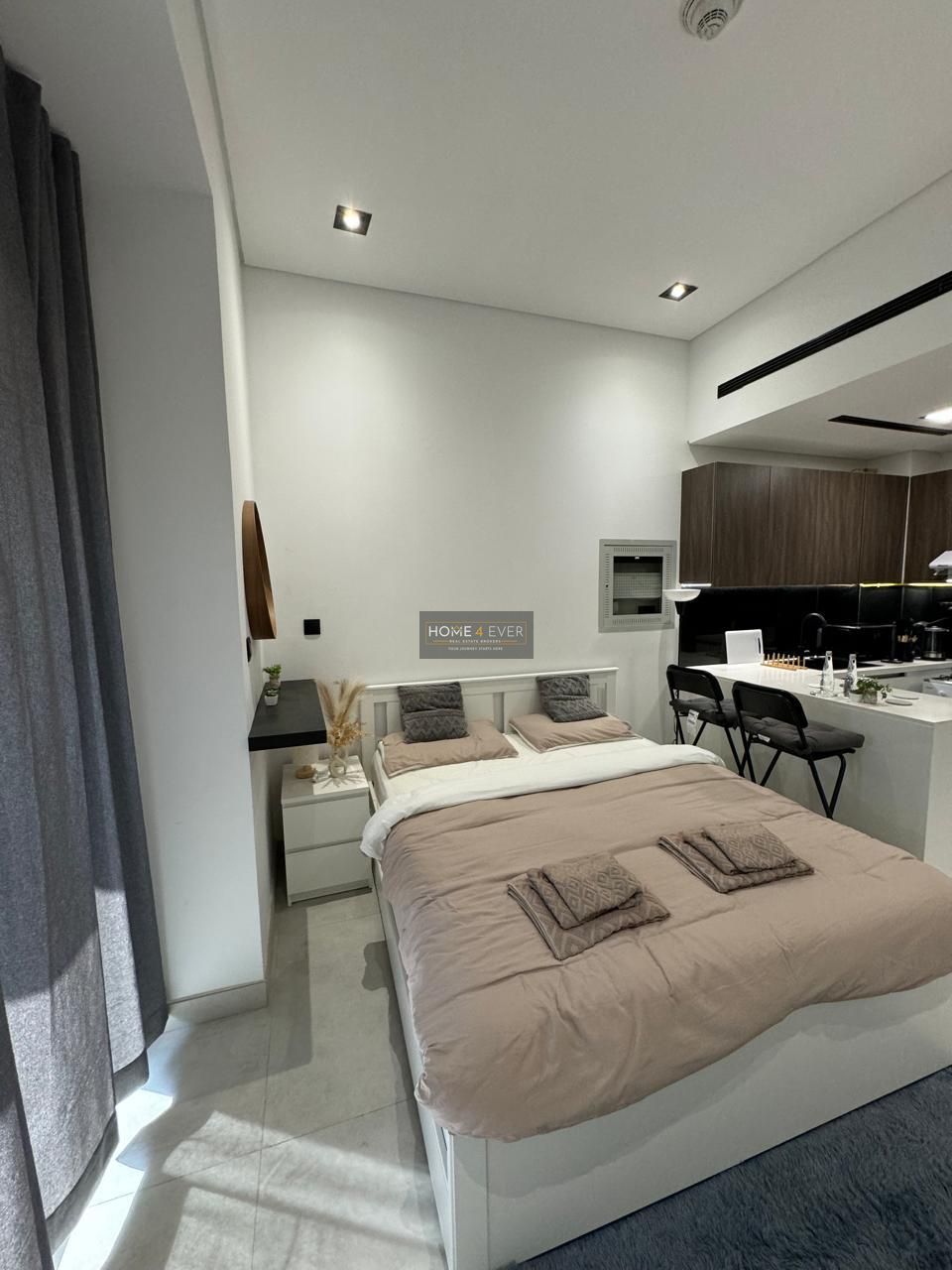 Fully Furnished | Vacant | Quality Living