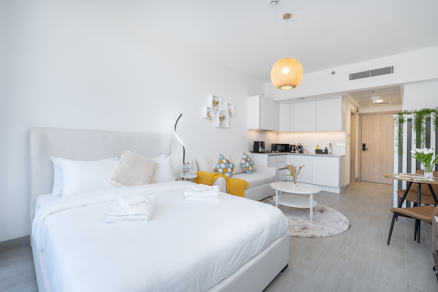 Brand new studio apartment in Jumeirah Village Circle