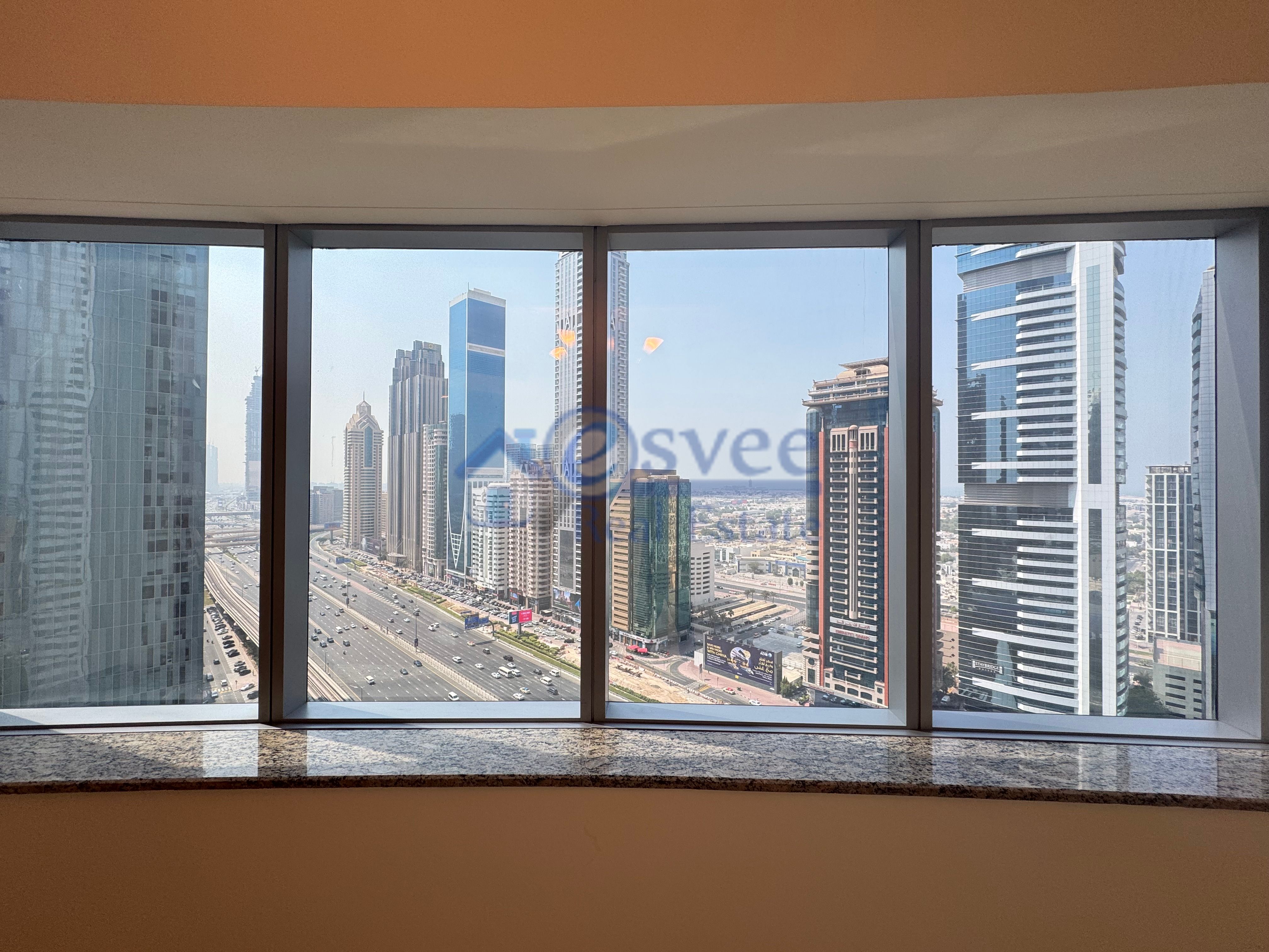 Stunning 2 Bed Room Apartment | Higher Floor | Sheikh Zayed Road View | Close To Metro