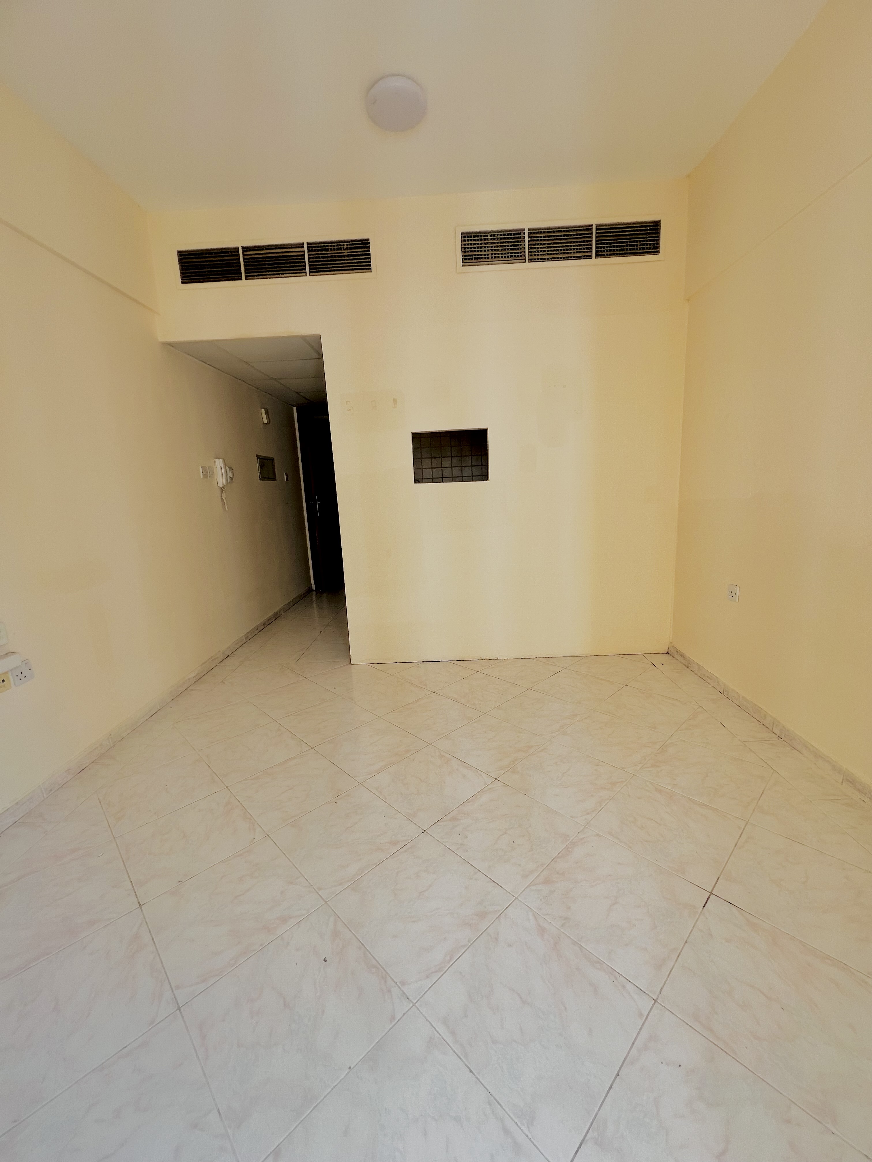 STUDIO APARTMENT SEPARATE KITCHEN WITH BALCONY CENTRAL AC BIG HALL NEAT AND CLEAN FAMILY BUILDING NEAR TO CORNISH PRICE ONLY FOR 14999