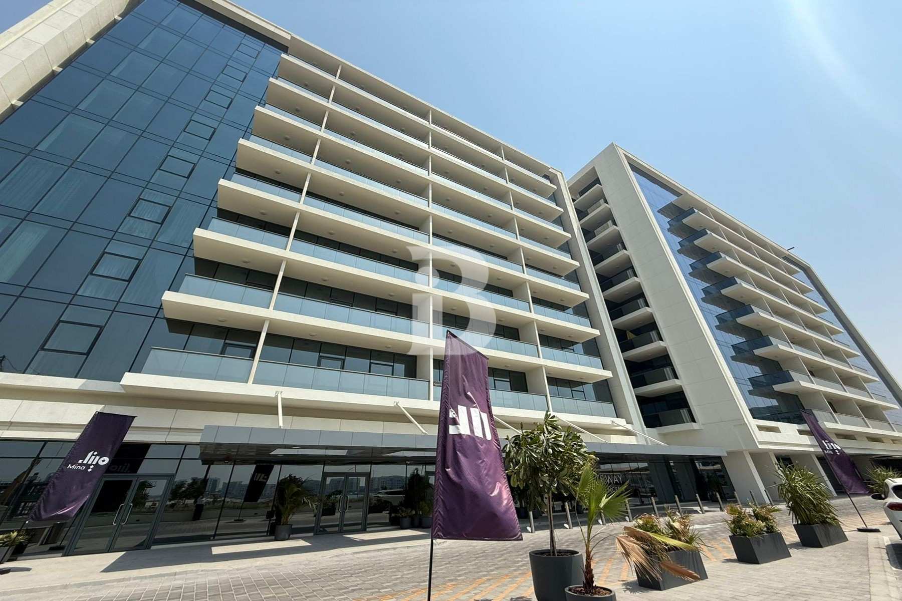 Lagoon view | Vacant | Spacious