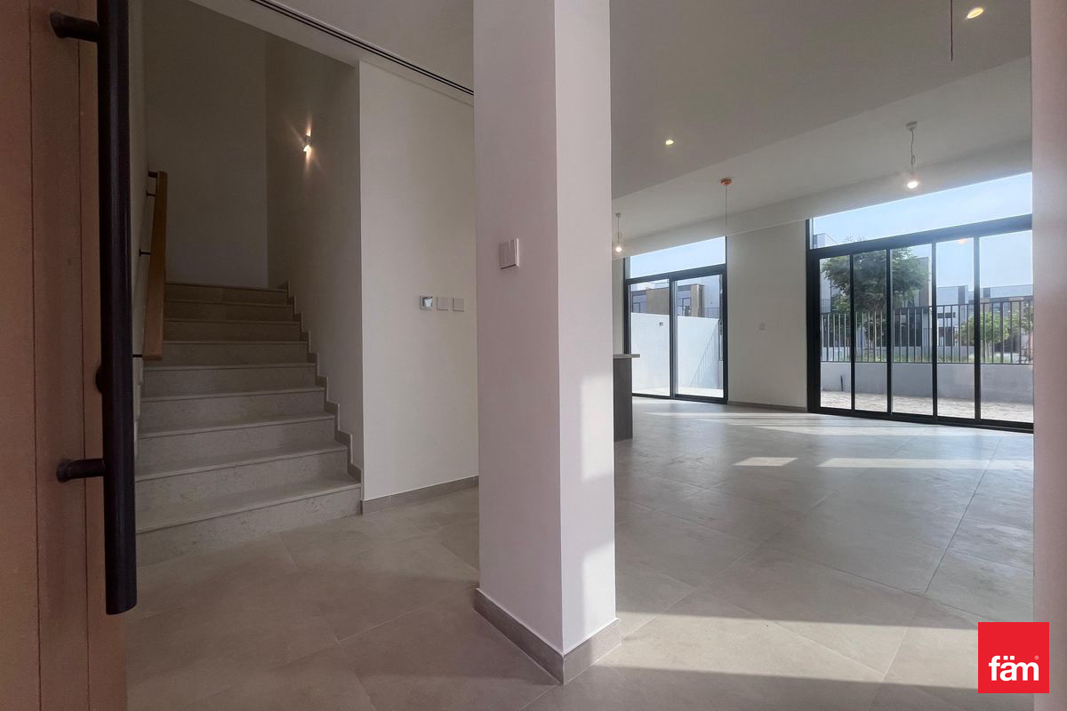BRAND NEW | 4BR CORNER UNIT I NEAR AMENITIES |