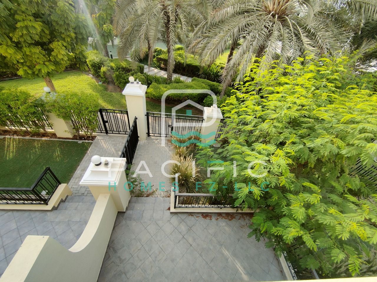 Luxurious 4 Bedroom Bayti Villa for Sale