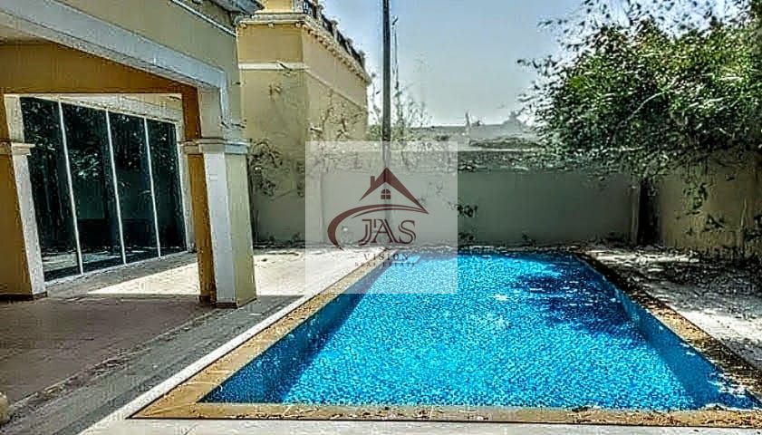 WITH PRIVATE POOL & TERRACE | VACANT 4 BED NOVA