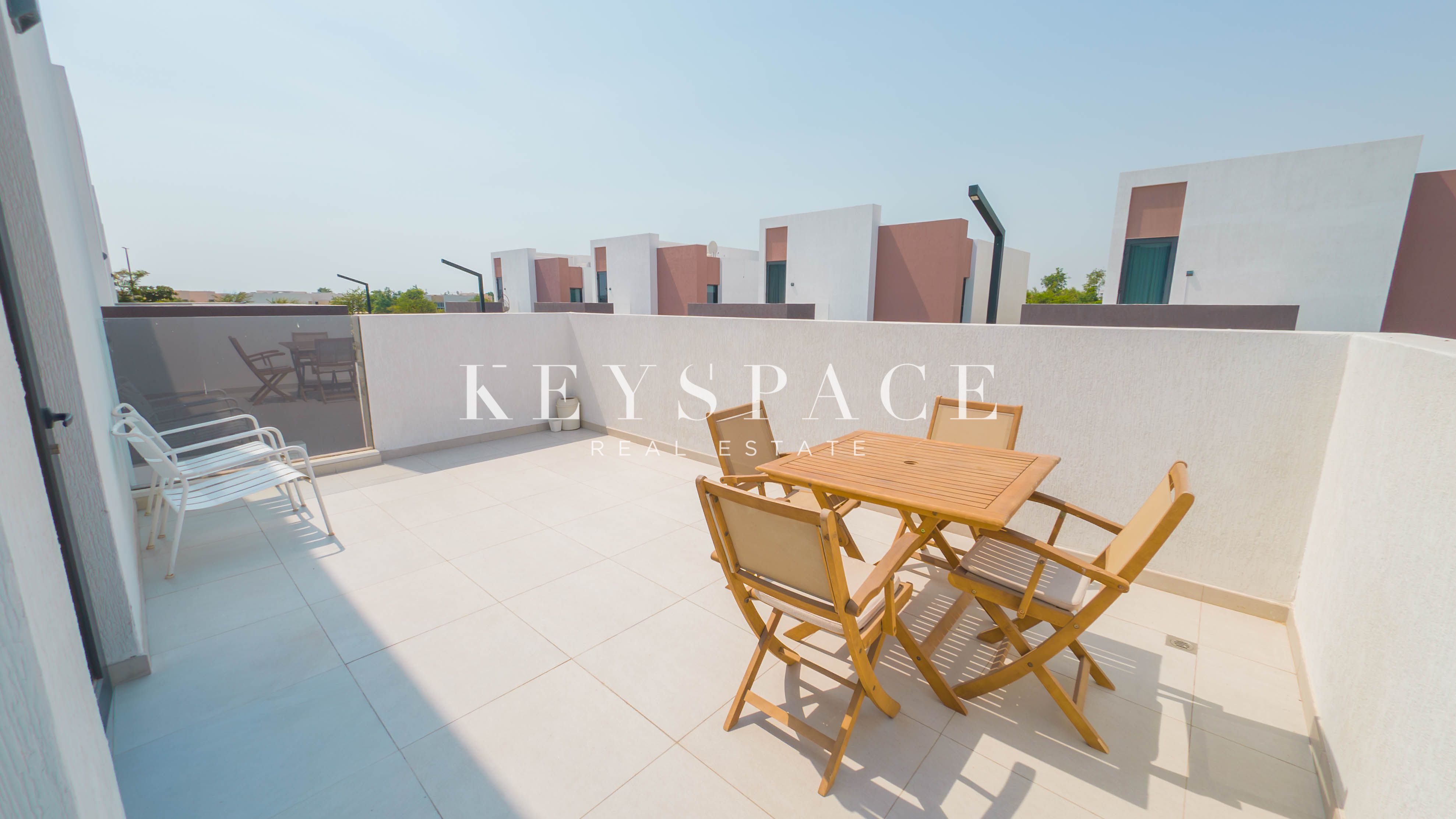 Corner Lot Villa | Expansive Plot | Resale Opportunity