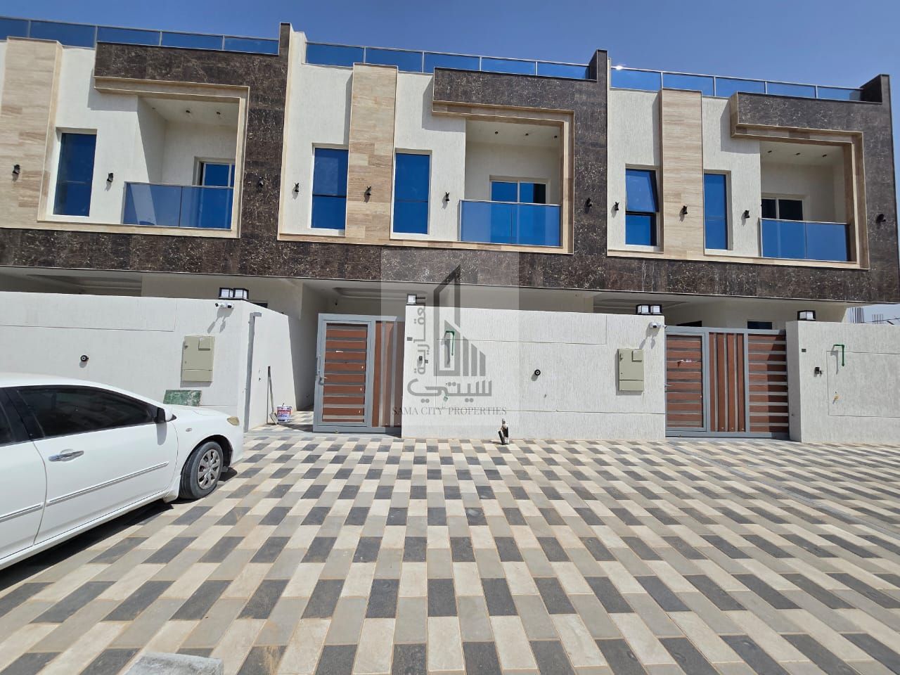 Luxury townhouse for sale freehold