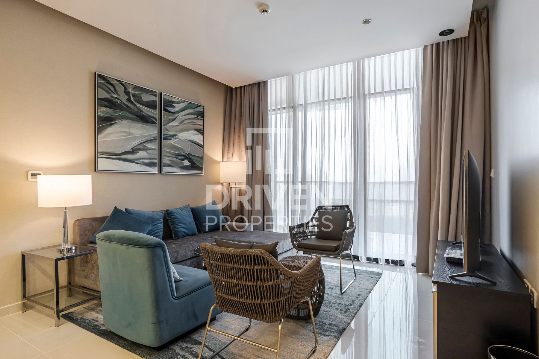 Stunning Canal View | Furnished | Ready to Move in