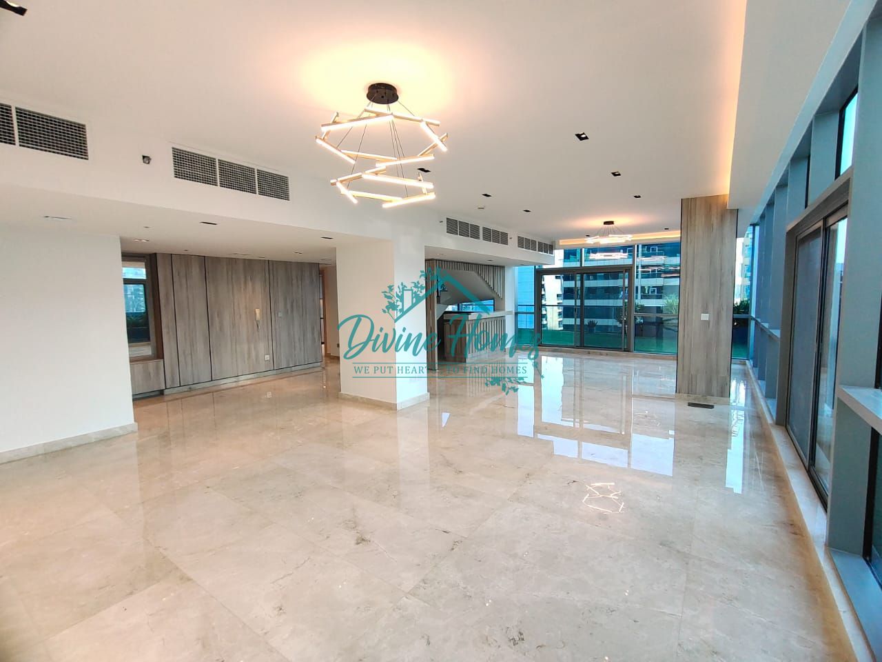 Luxurious Upgraded Duplex Penthouse | Modern Style