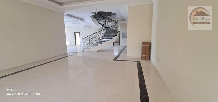 For sale, a two-story villa in the Al Talaa area, new, split air conditioning and split duct, a very convenient location, owned by a citizen and the G