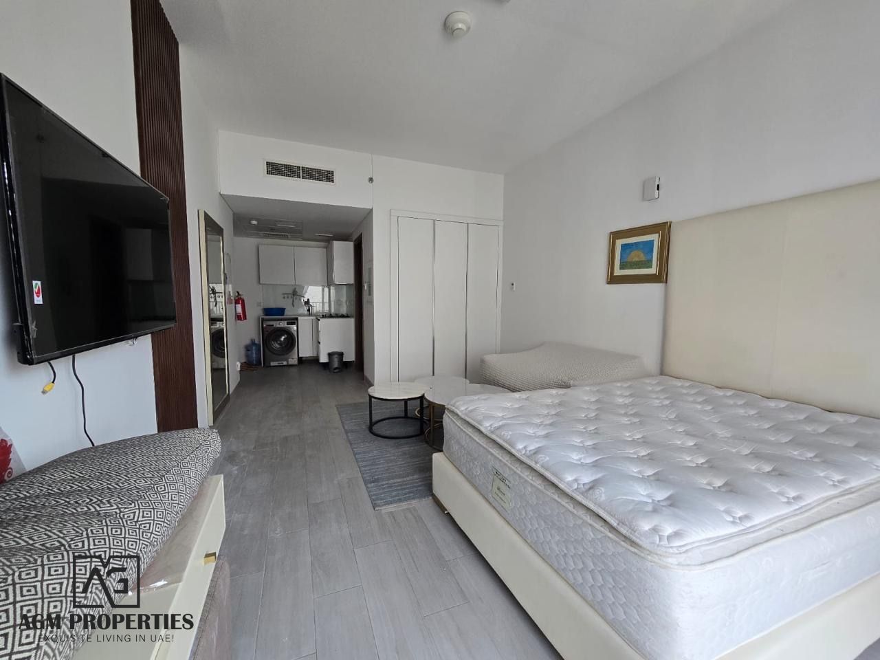 Best layout| rented monthly| Spacious