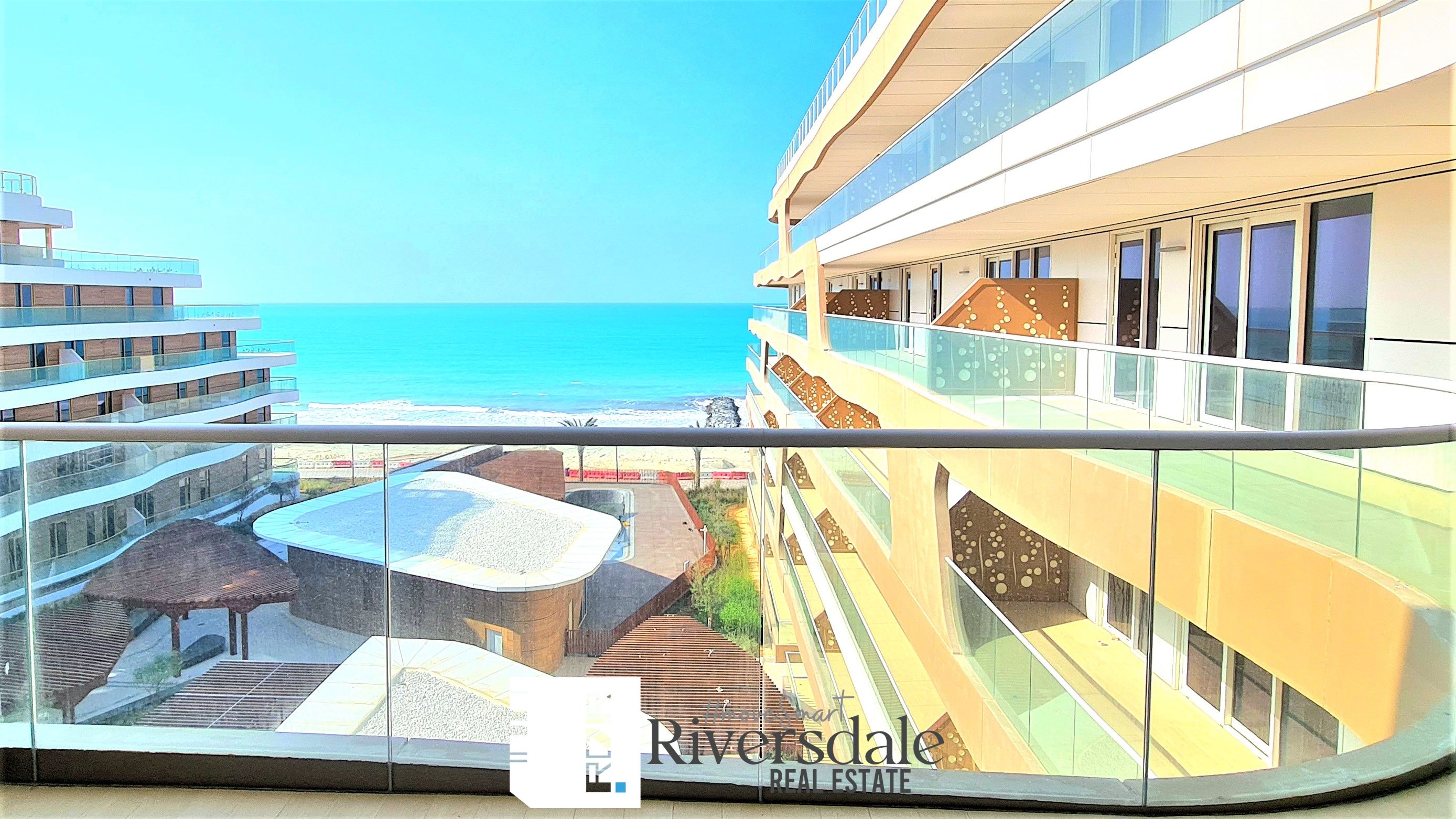 4BHK Duplex-Beach Access