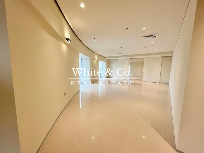Duplex Penthouse | Spacious | Vacant Now