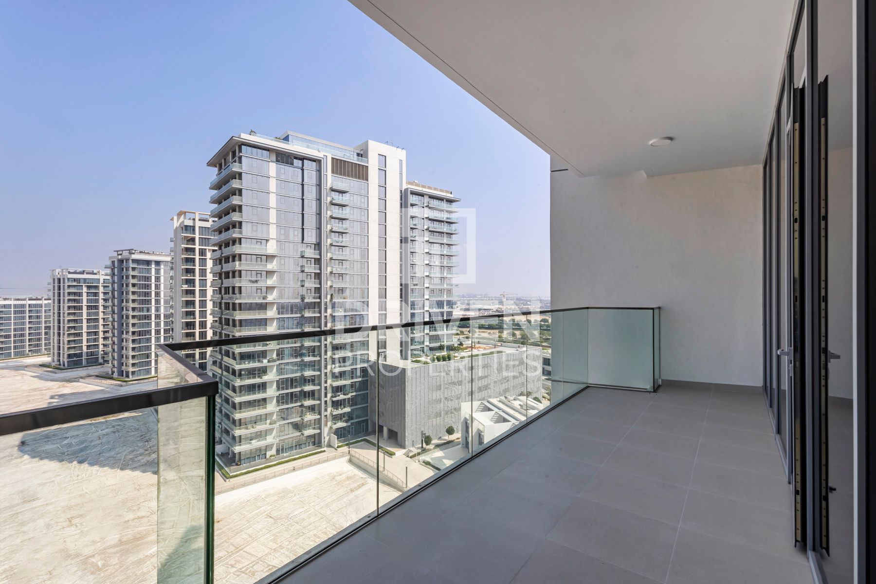 Mid Floor Apt with Maids Room | Captivating Views