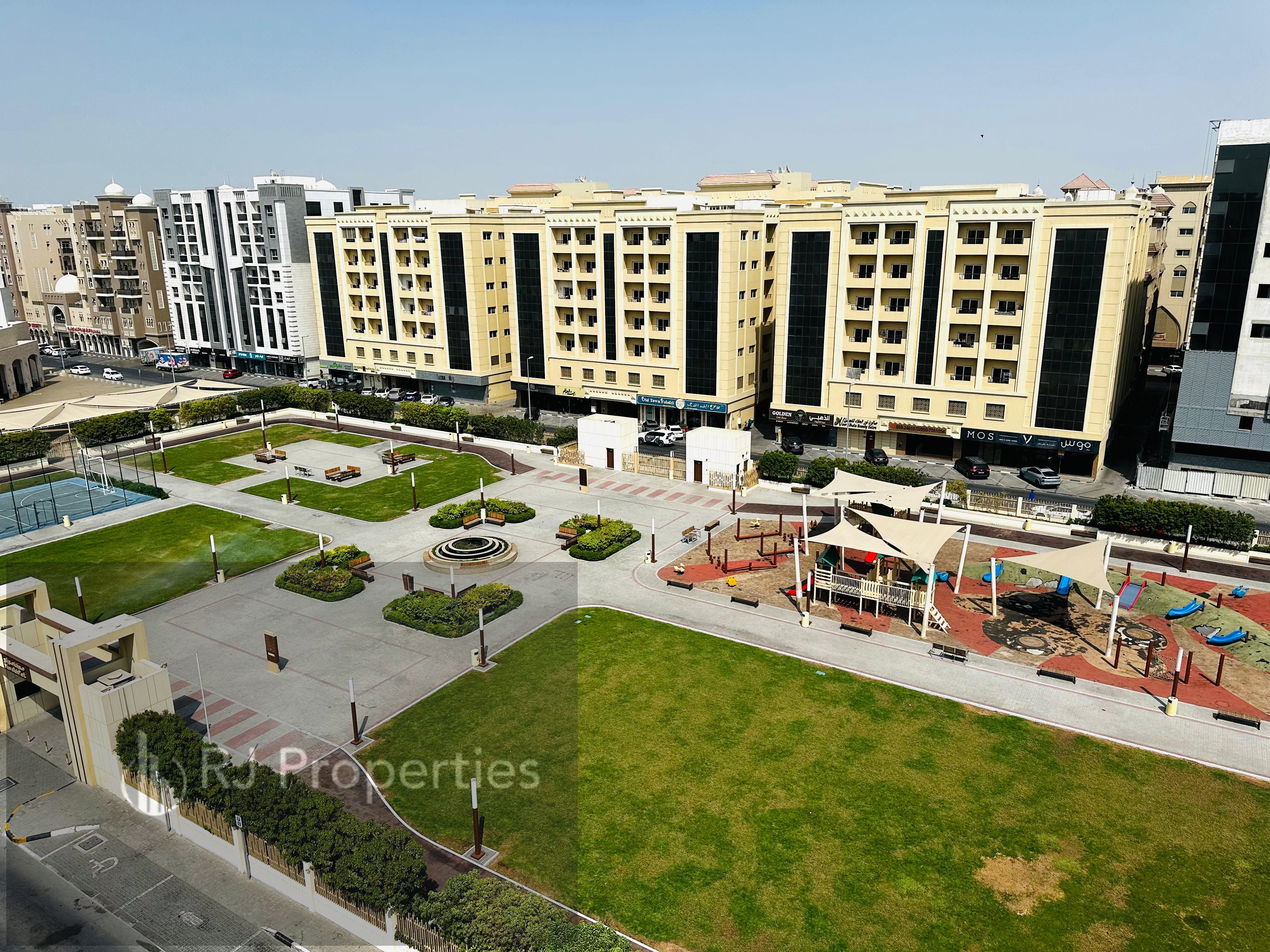 Spacious No Deposit Appartment Open View Front Of Muwaileh Park