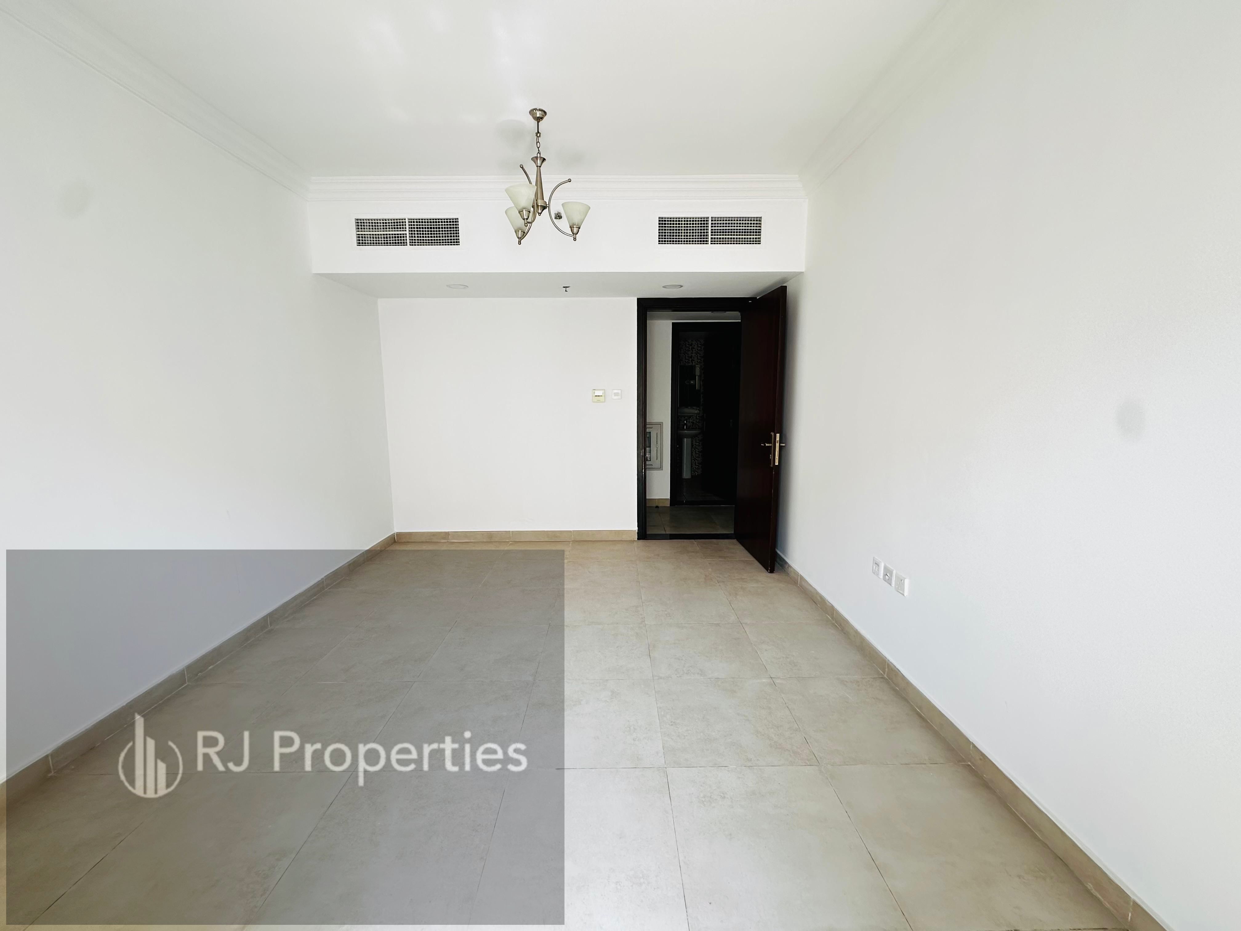 No Comesion Sapcious Appartment With Close Hall Nice Finshing With Balcony