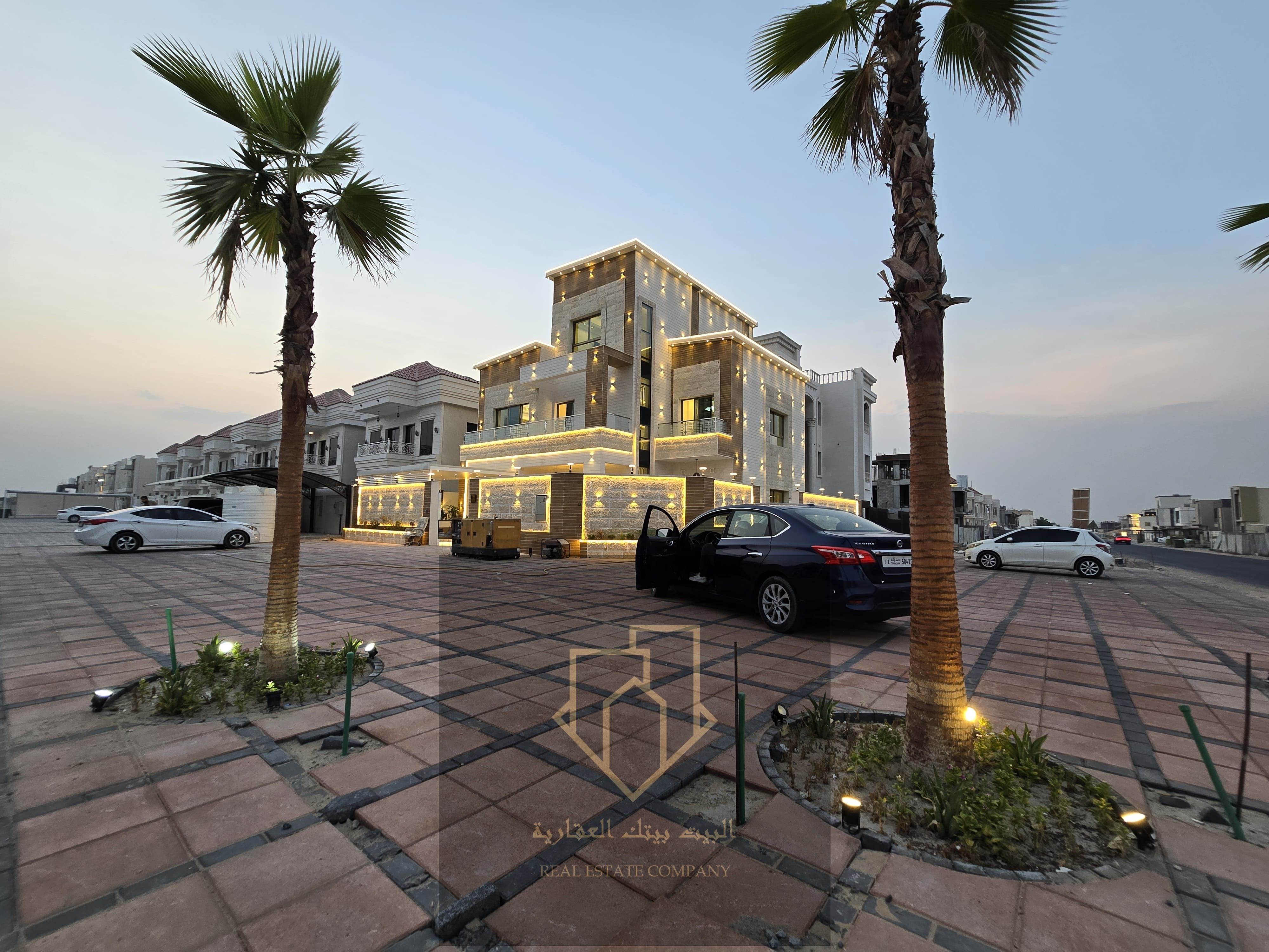 Villa for sale corner in Al-Zahia area 6 master bedrooms