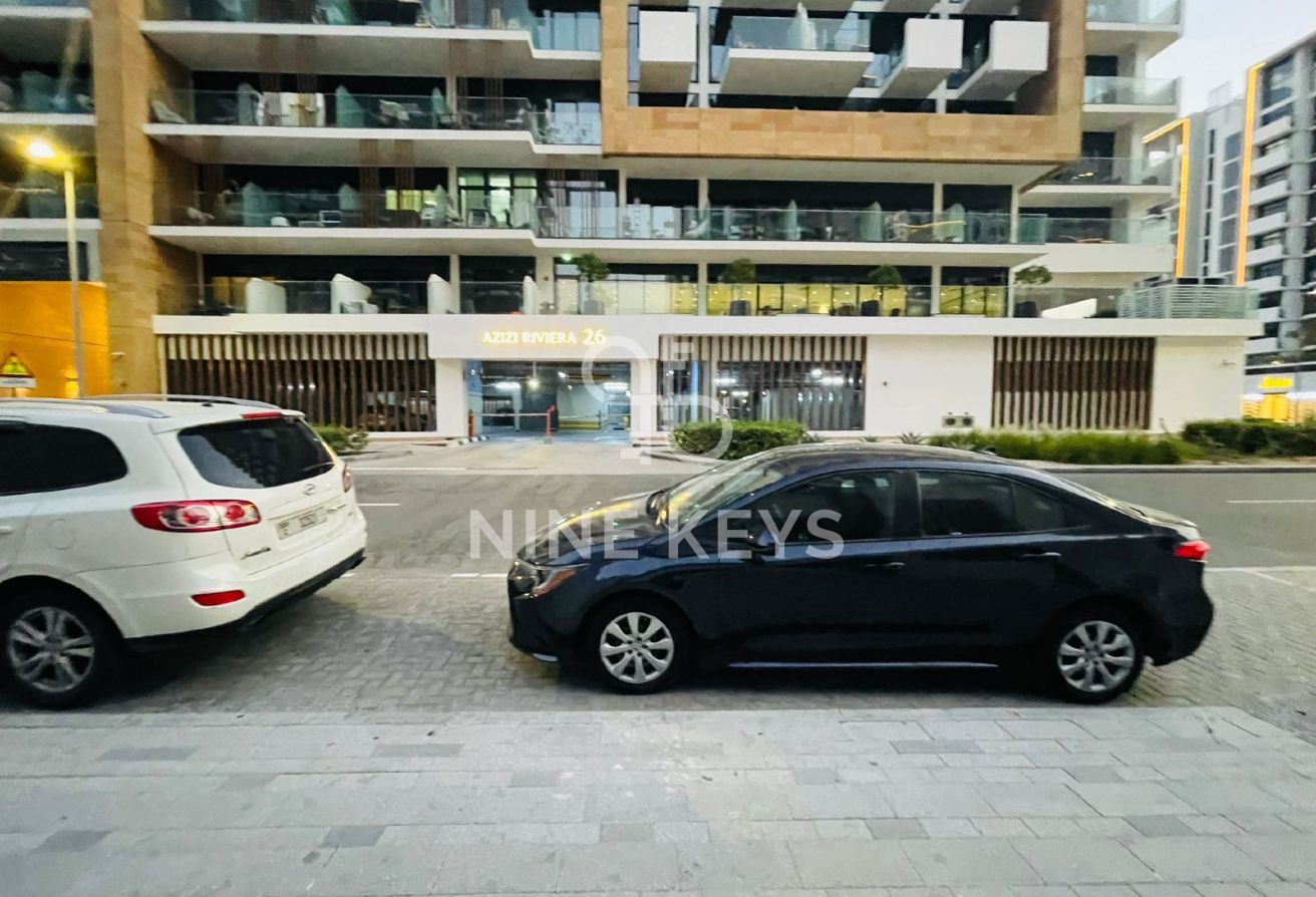 Prime Location | Big Layout & Ready to move | Shel