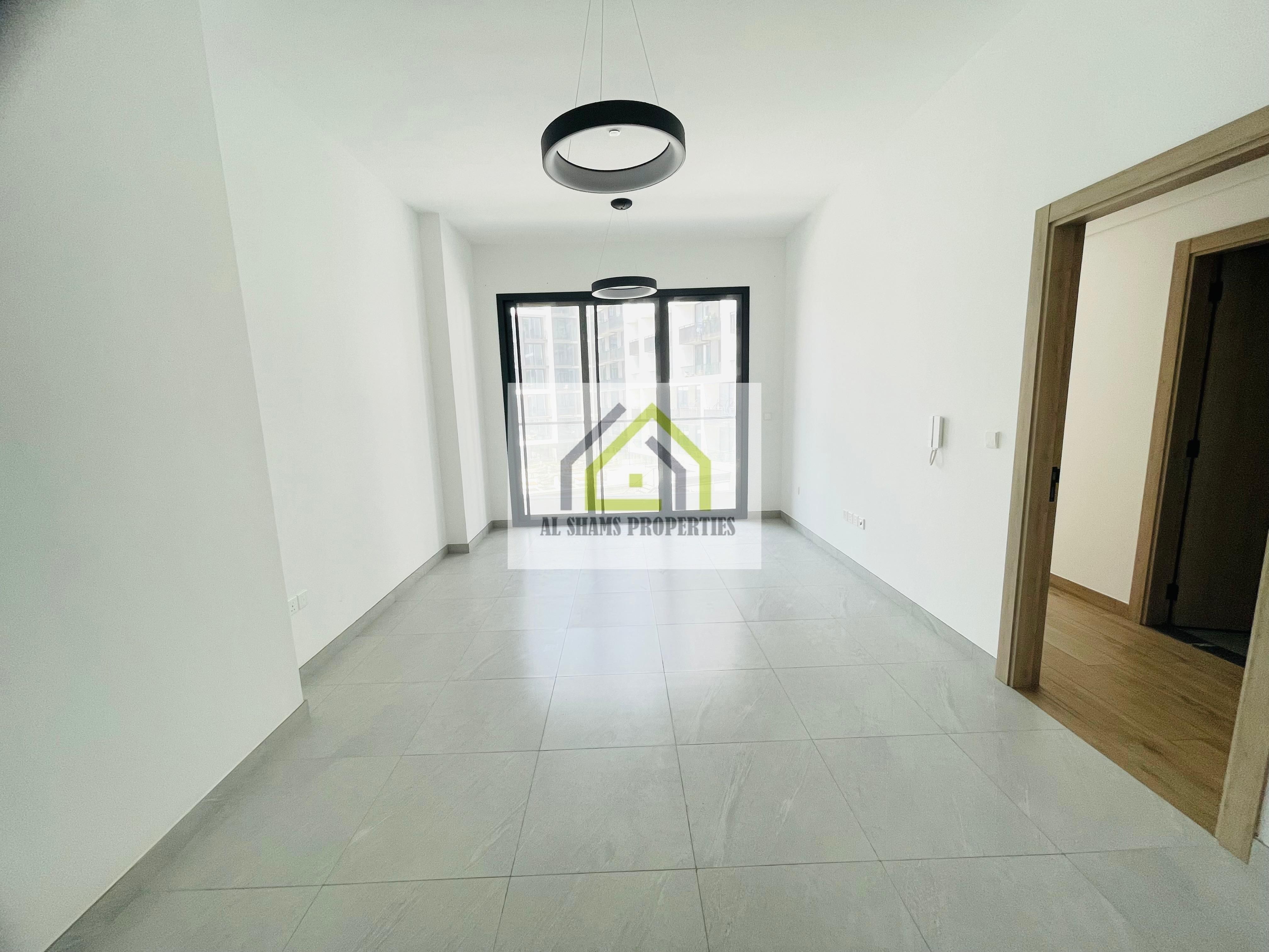 LUXURY 1BR WITH BALCONY | PRIME LOCATION | READY TO MOVE IN |