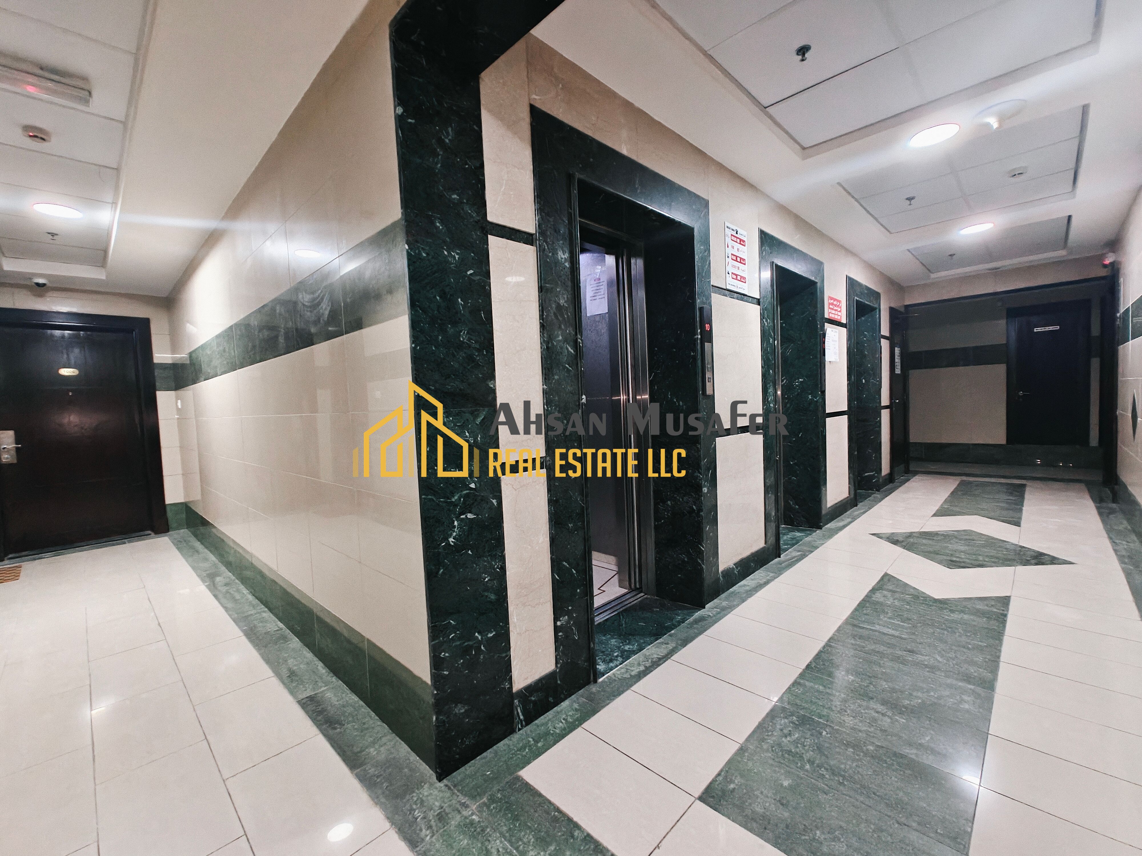 NO COMMISSION//LAVISH 1BHK//WITH BALCONY//AT SHARA CENTER LINE