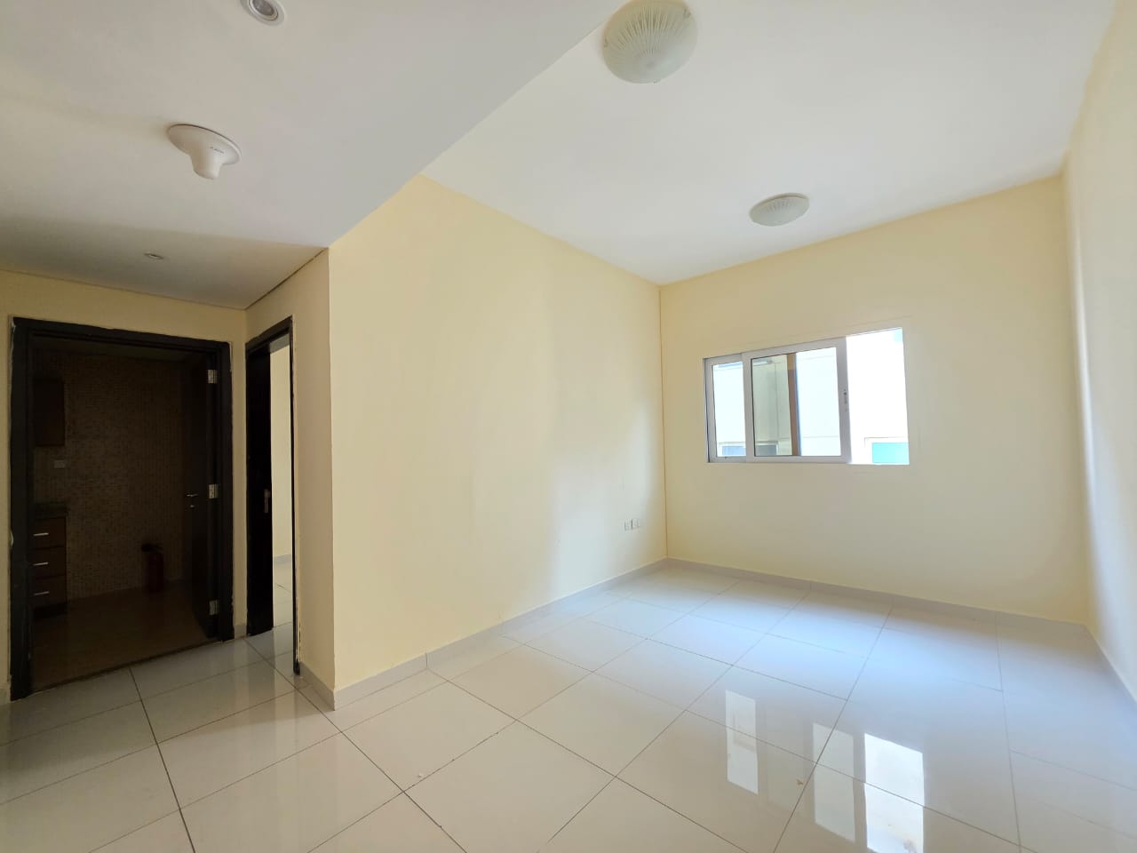 Easy Dubai access-1 Month free-34k BY FULL CASH ( 36K BY 6 CHQS)