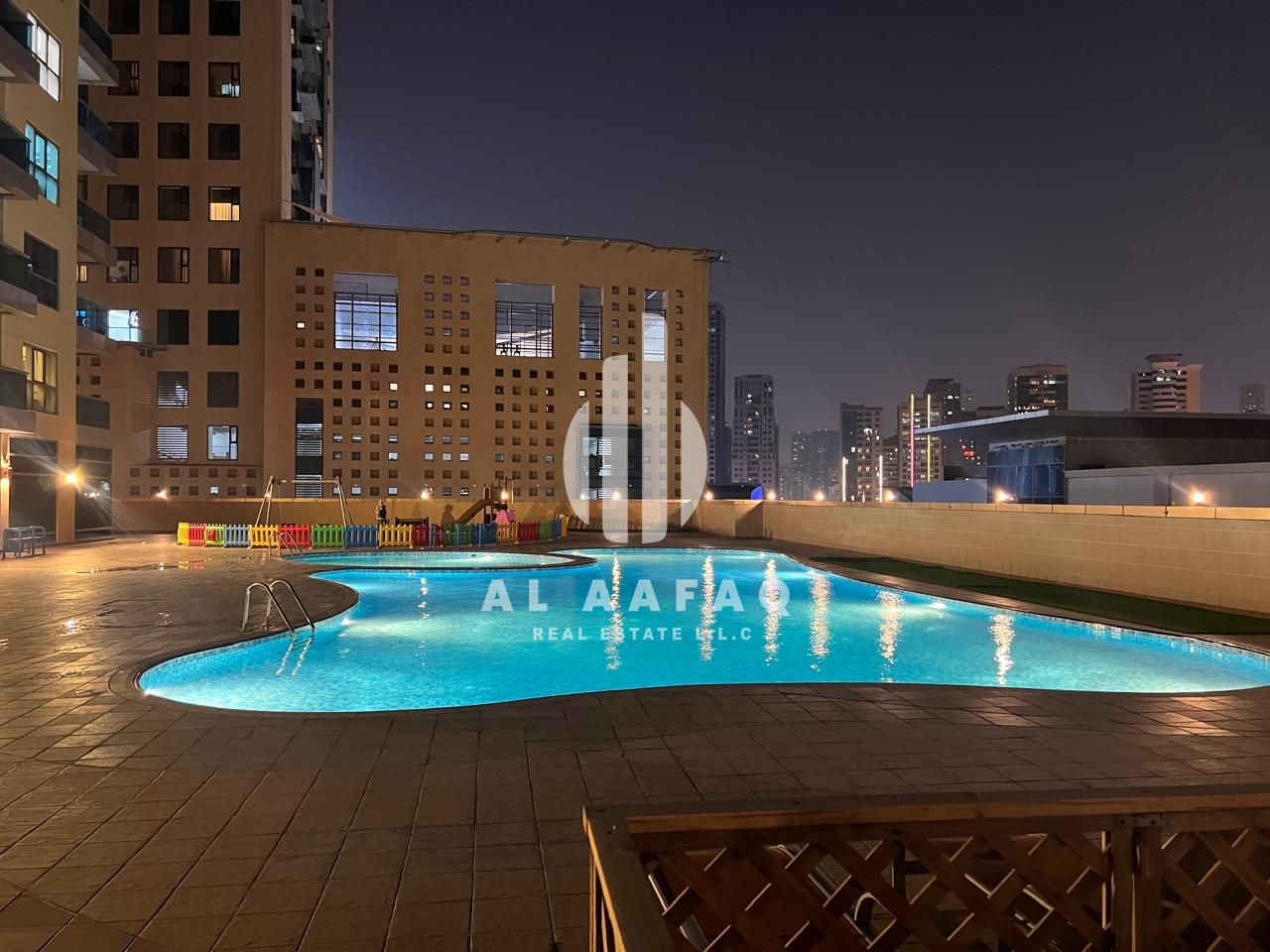 Spacious 2BHK| Master Bedroom | AC Chiller free