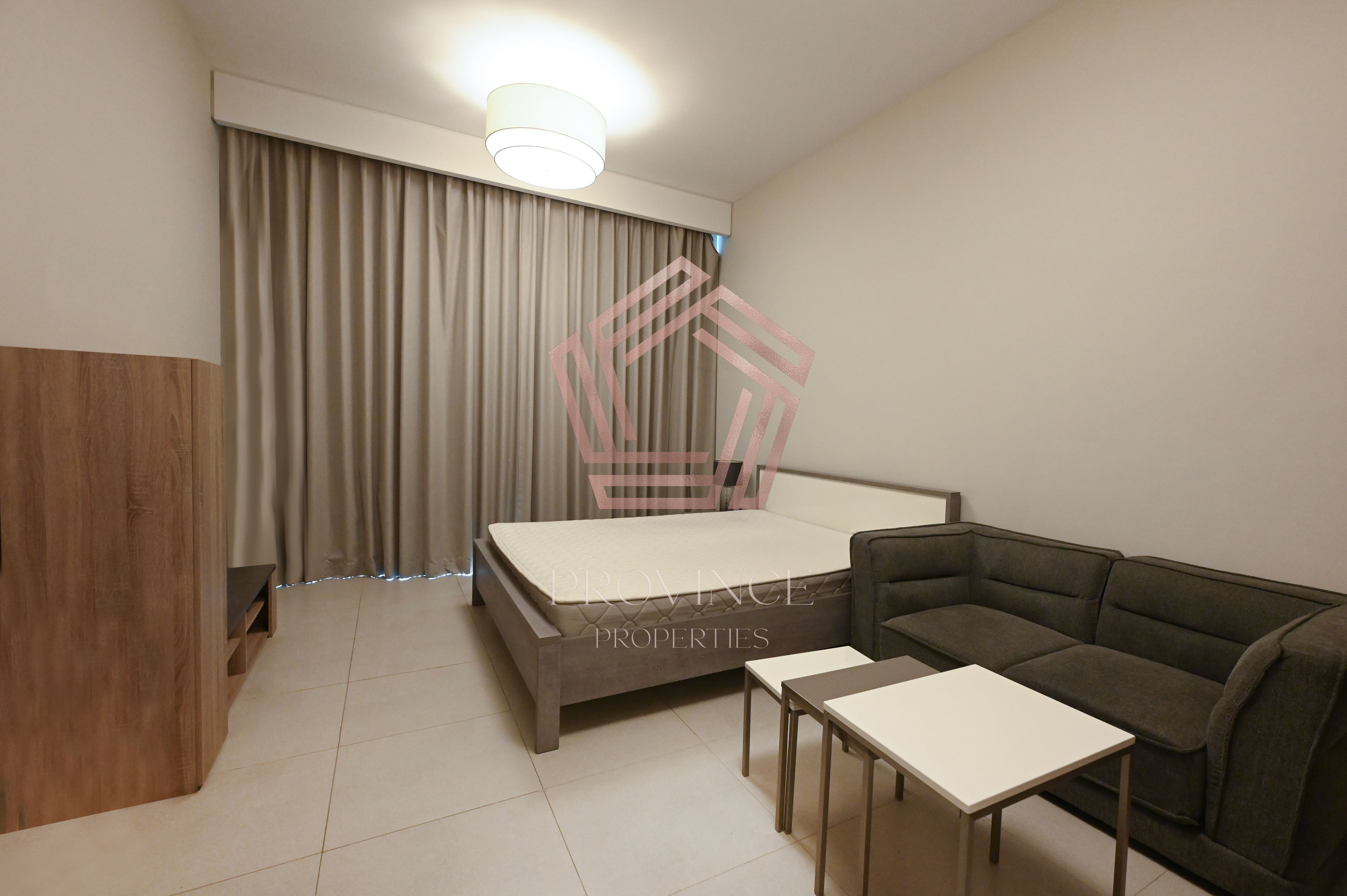Furnished | Community / SOL View | Vacant