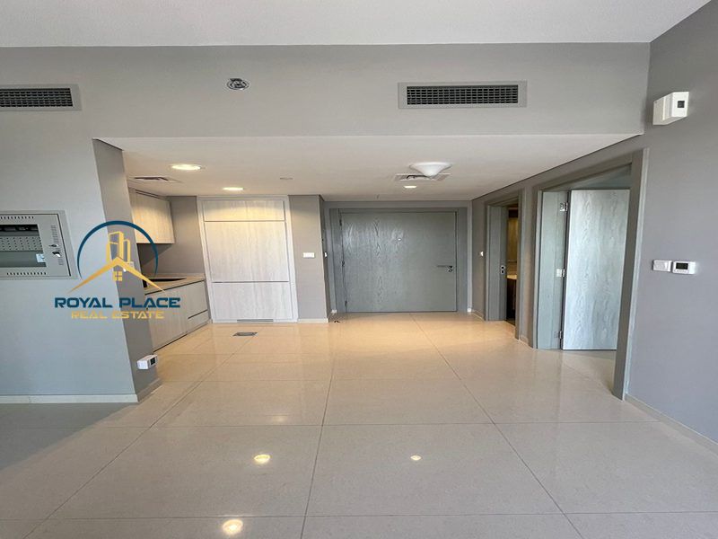 Unfurnished | Vacant | High Floor | Bright