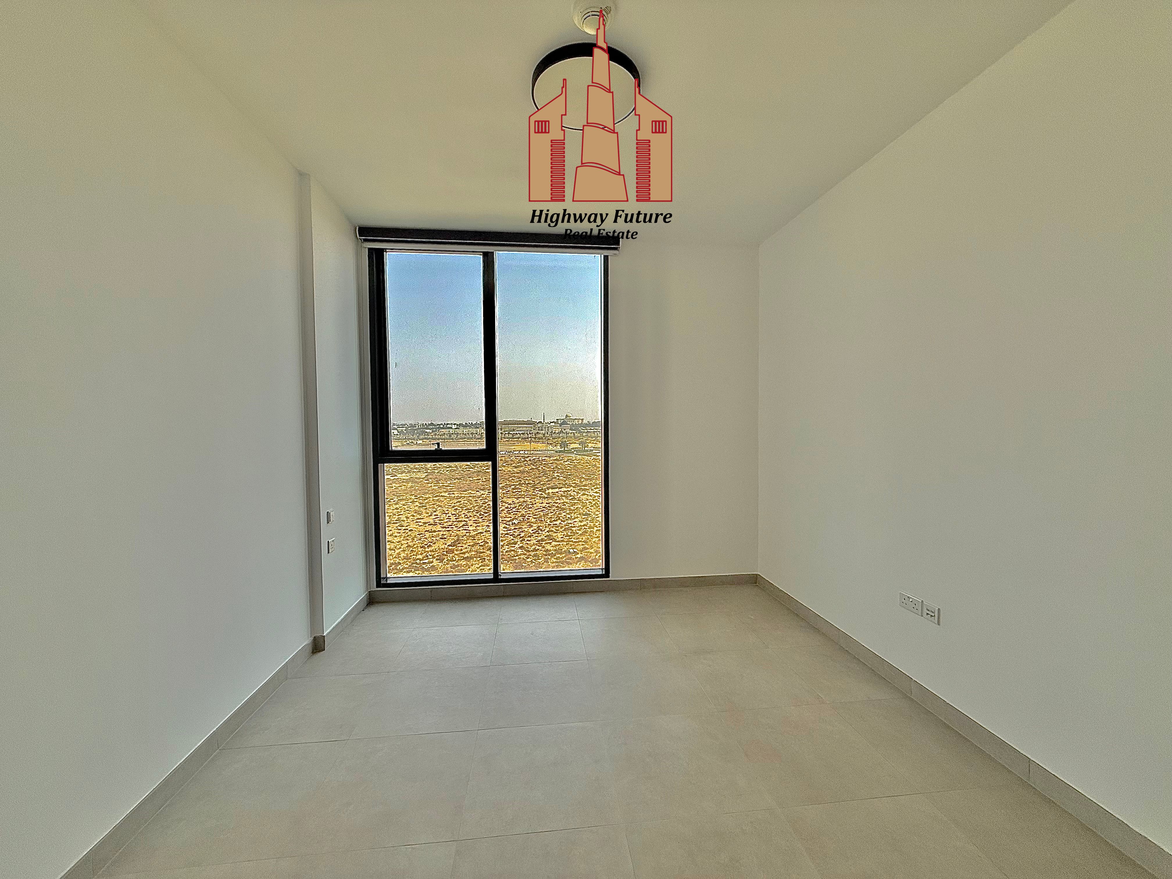 investors Deal || vacant 1-BR || Closed Kitchen || Laundry Room