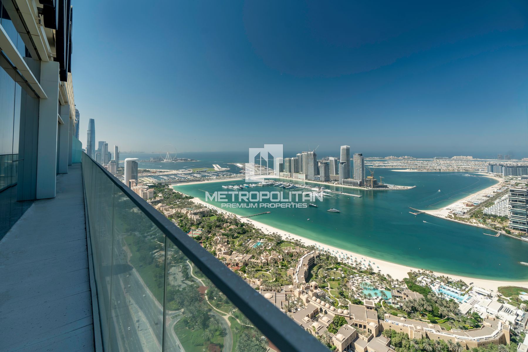 Ready to Move in | Spacious Penthouse