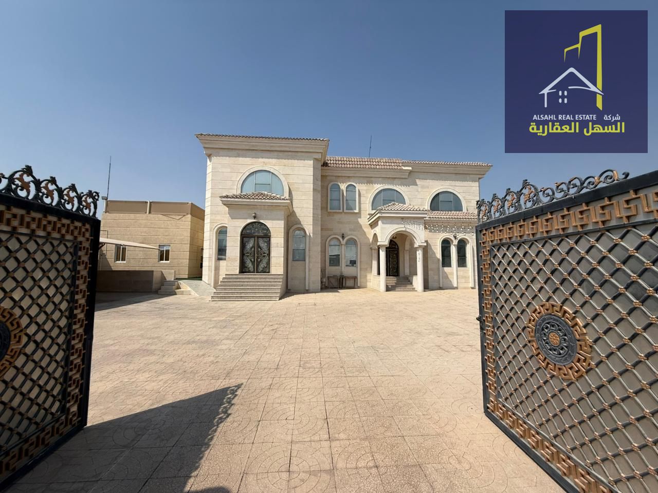 For sale, a very elegant villa with luxurious personal finishing, suitable for people of high taste, in the Al-Suyuh area.