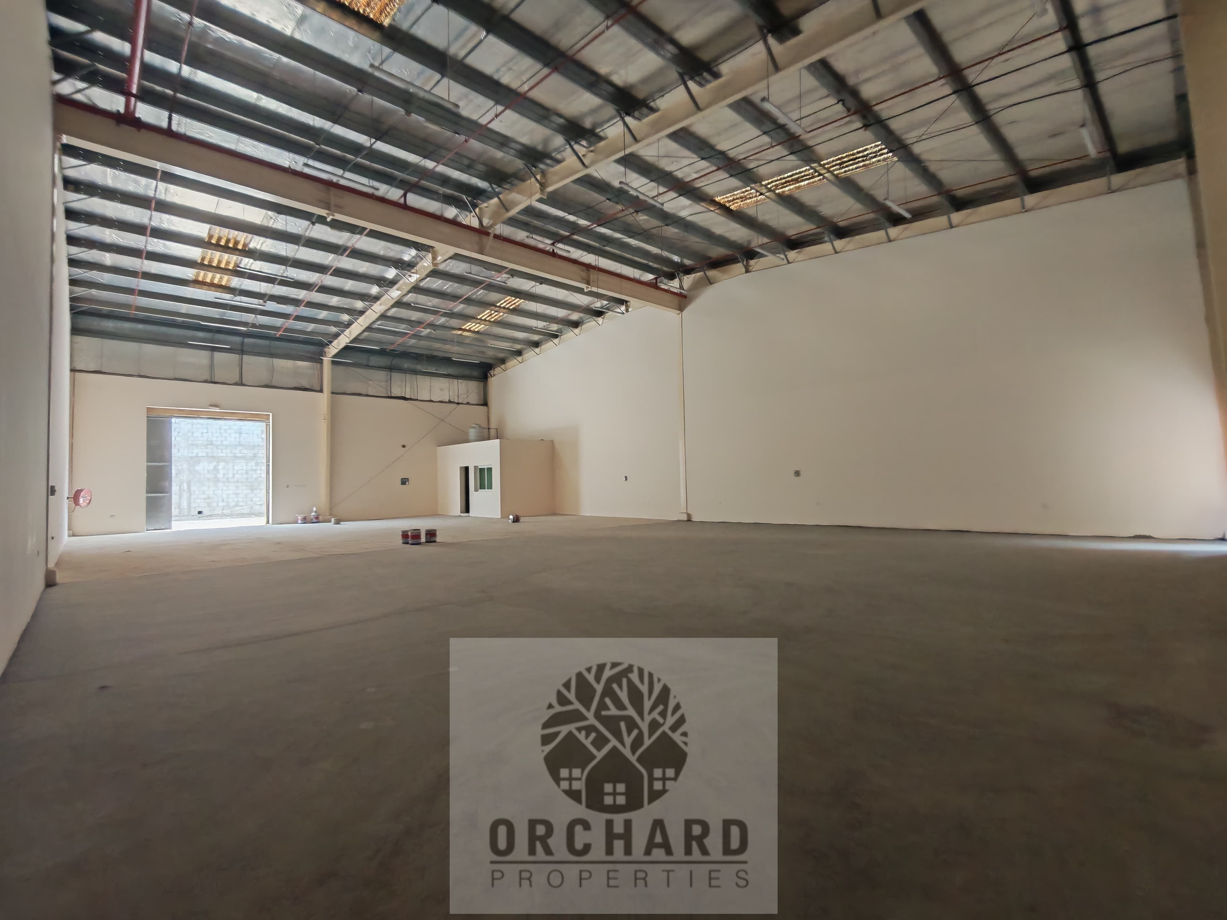SPECIFIC / READY/ WAREHOUSE / 2500 SQFT / 13 KW POWER/ IN FRONT OF STREET