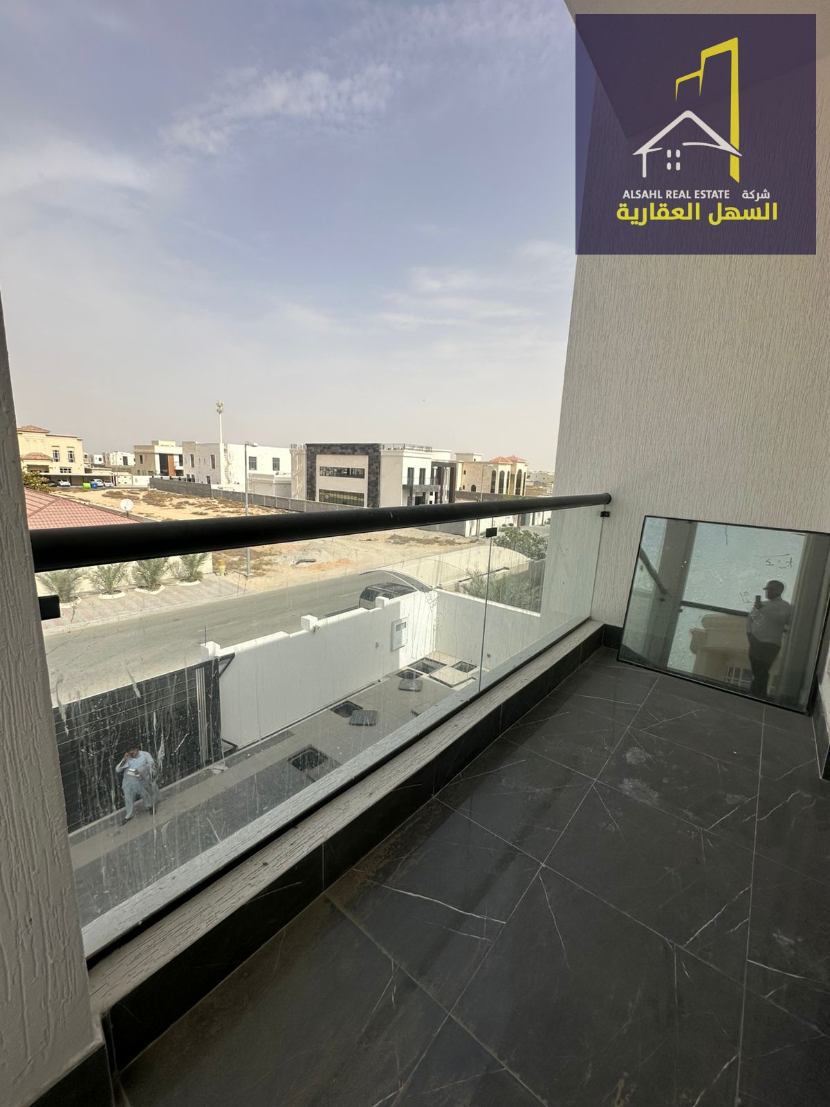 For sale, a villa in the Al-Hawshi area, towards Al-Nouf, with very luxurious finishes.