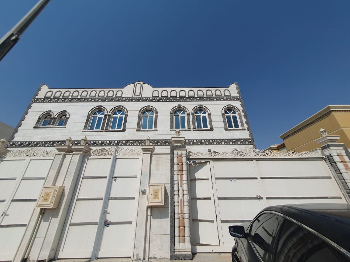 Luxury 8bhk villa Hoshi
