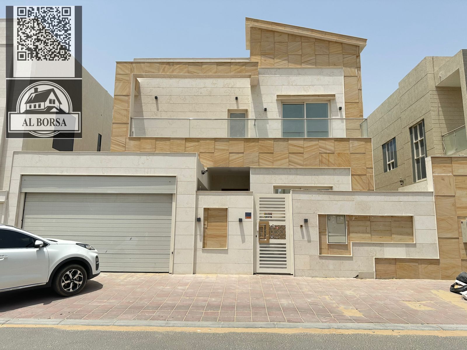 Luxury villa for rent in Al Yasmeen | 5 master bedrooms with a majlis and a large family hall