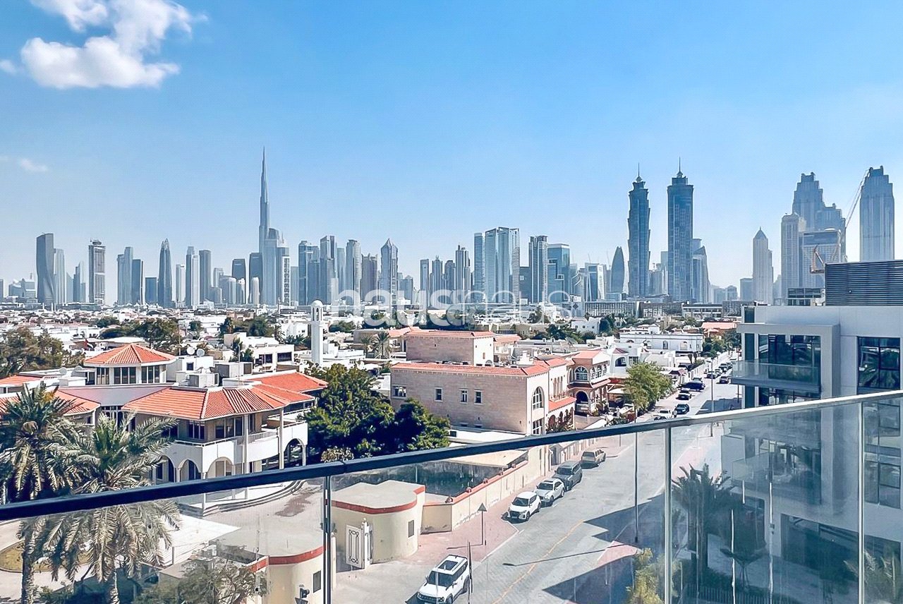 Burj Khalifa | Downtown Skyline View