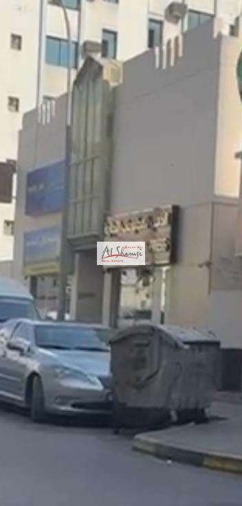Shops for sale in Umm Al Tarafa, Sharjah The area is in a prime location opposite Al Ghuwair