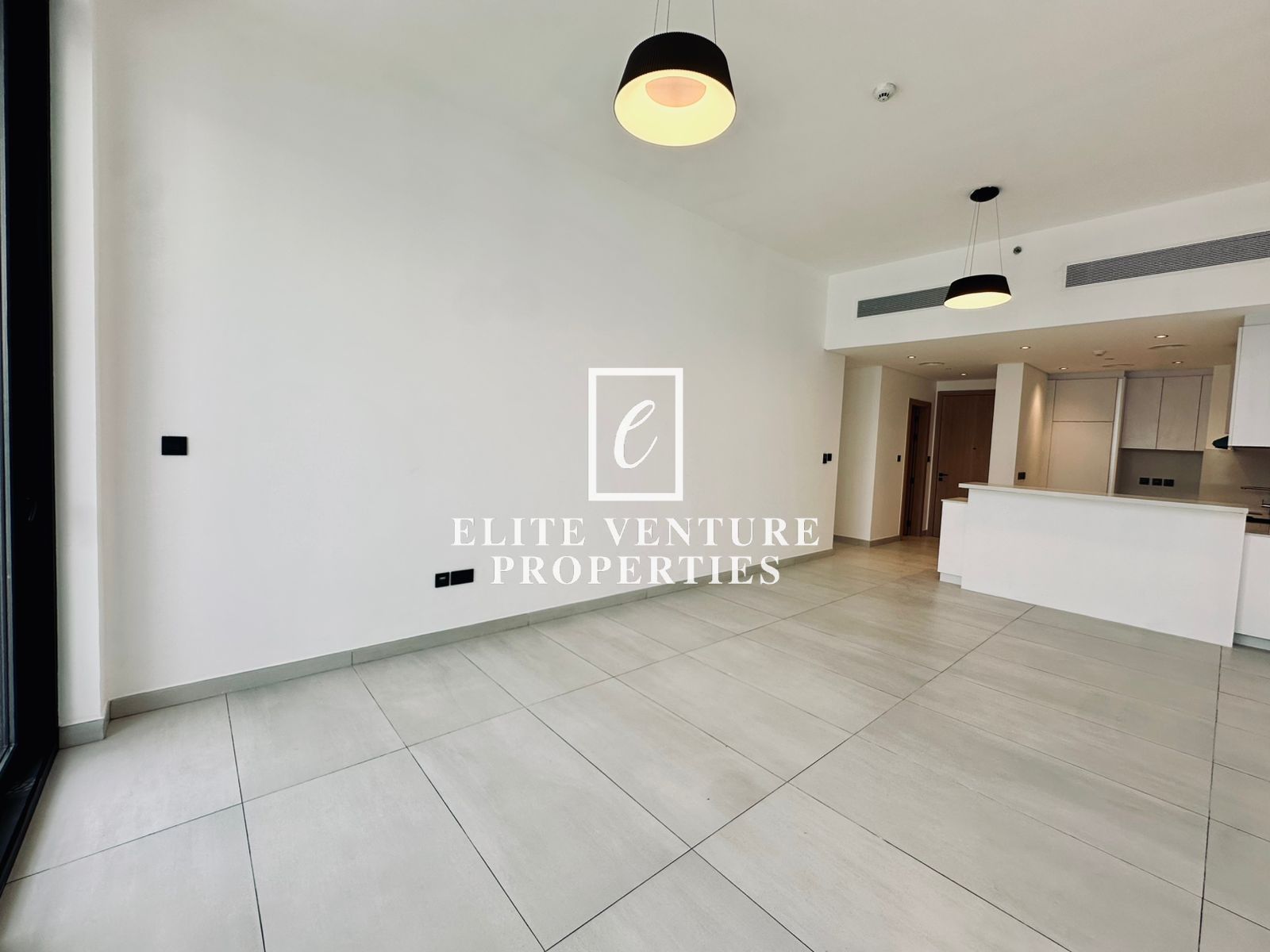 VACANT | 2 BEDROOM | PRIME LOCATION