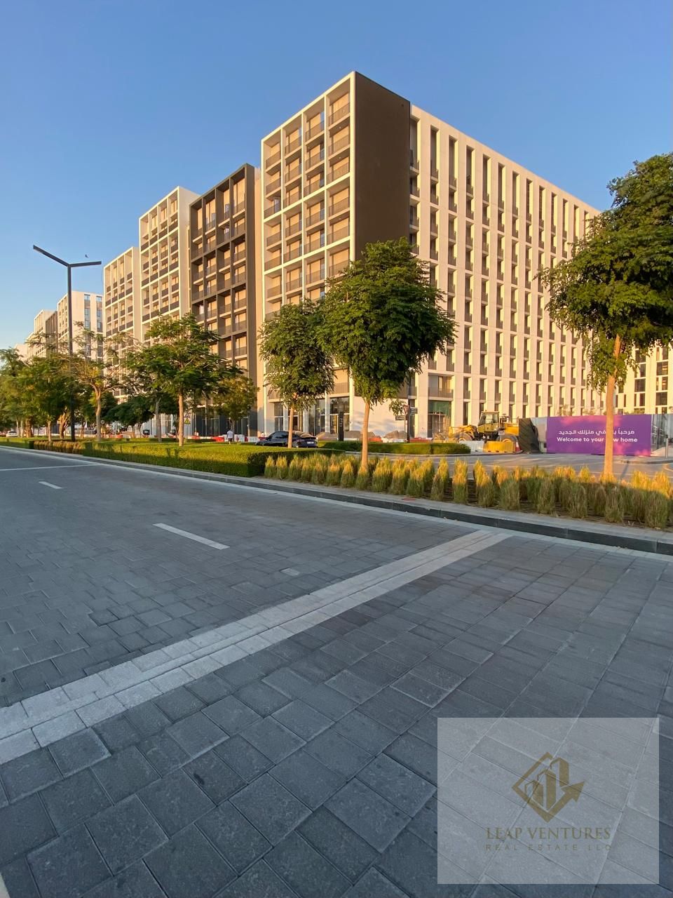 THE BOULEVARD I CLOSED KITCHEN WITH APPLIANCES I SPACIOUS LAYOUT I PARK FACING.