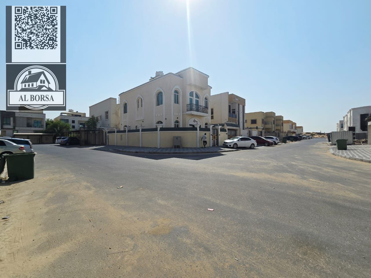 Villa for rent in Al-Yasmeen area, corner, five bedrooms, master bedroom, maid's room, external and