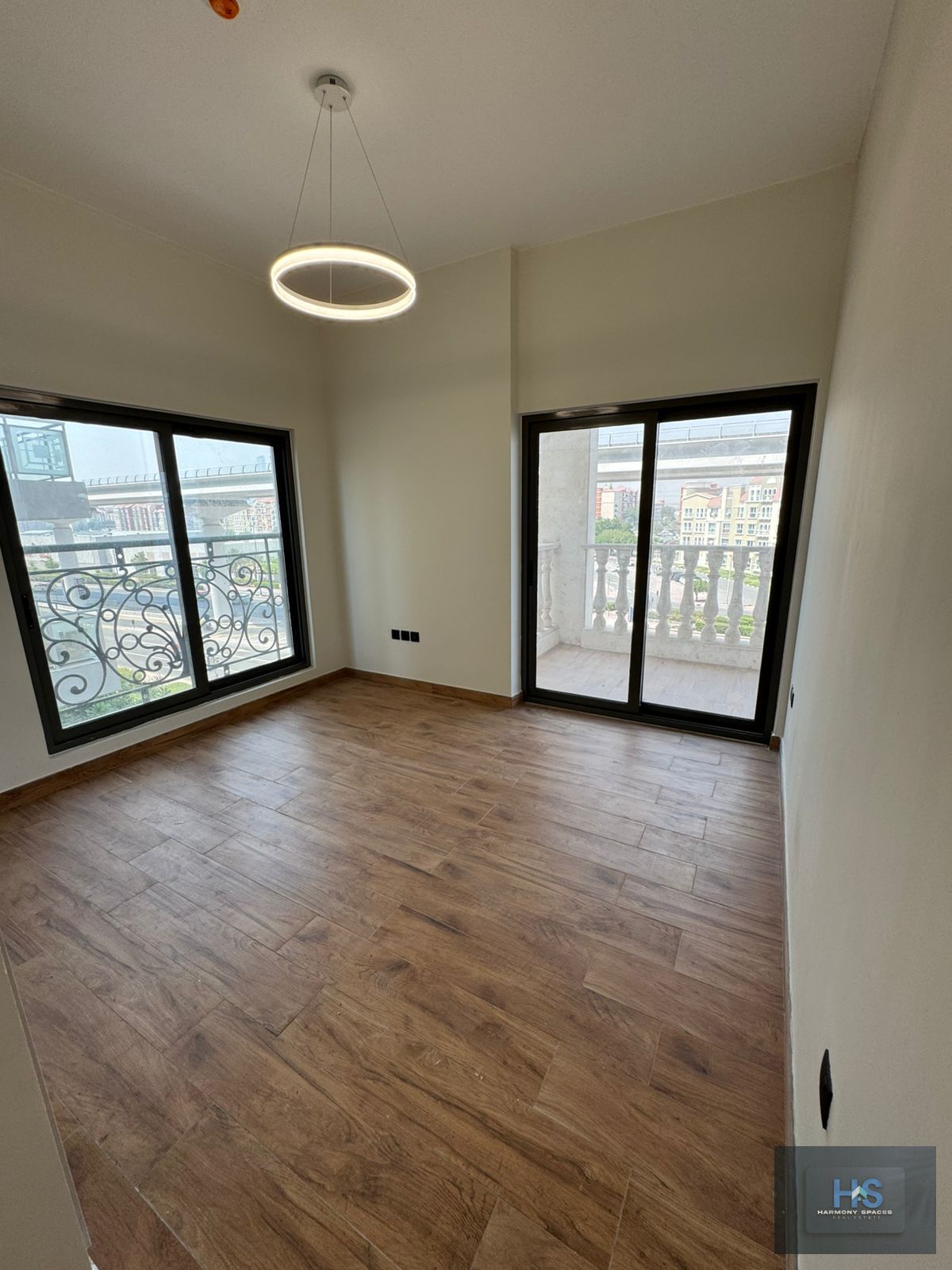 Prime Location | Closed Kitchen | Close to Metro