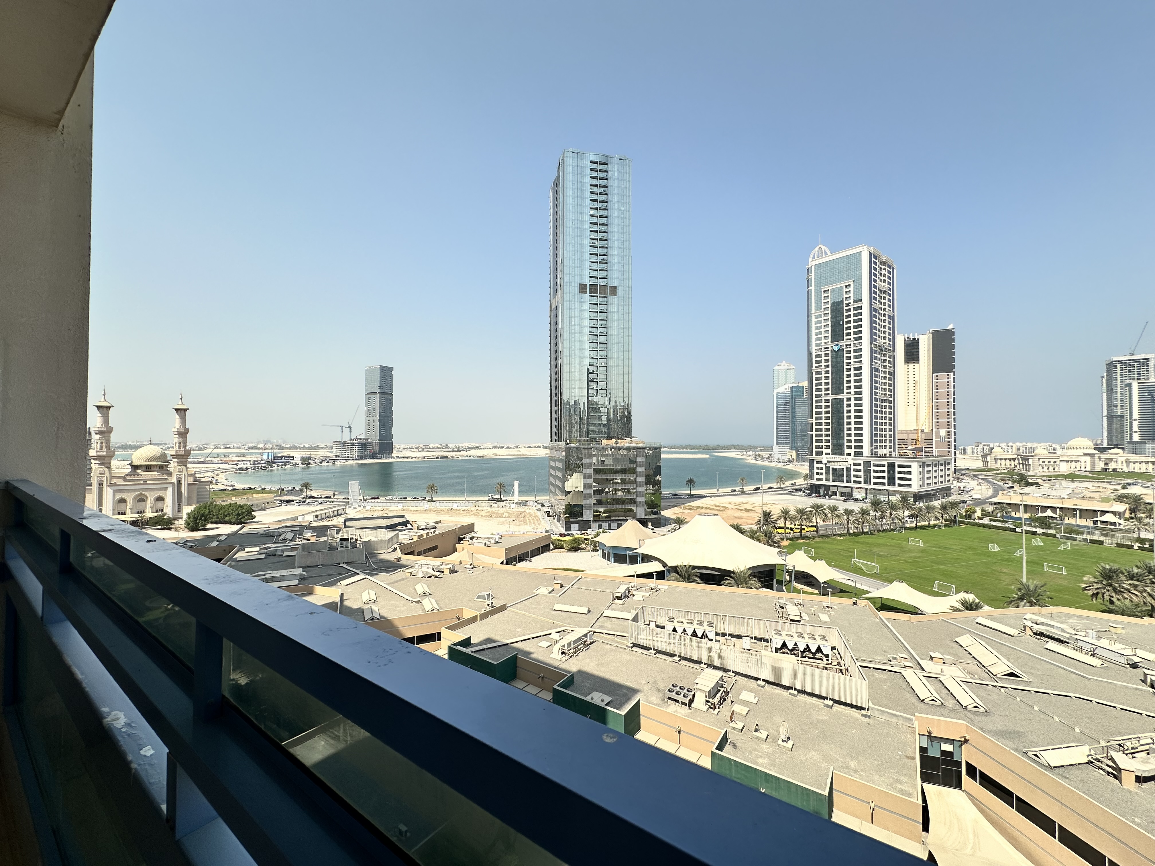 Sea View Cheap Price 2-Bedrooms Apartment Available