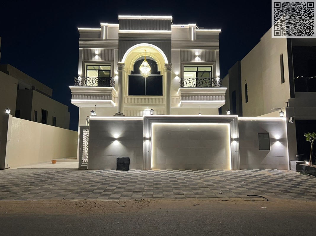 Classic villa, large area, freehold for all nationalities, lifetime ready to move in. Villa - two floors & large courtyard - close to Sheikh Mohammed
