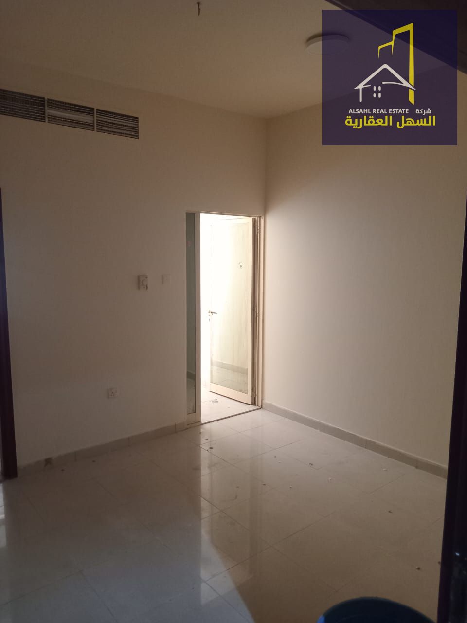 One-bedroom apartment with balcony, free parking - at a special price