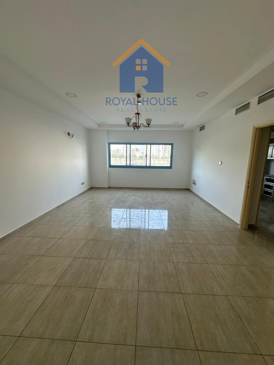 Spacious 2 BR Apartment inAl Majaz 3