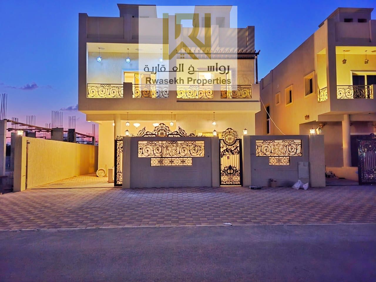 The Best Villa Offer in Ajman - Don’t Miss Out! Location: • In Al Helio 2 area • Directly on Sheikh Mohammed Bin Zayed Road • Opposite Al Hamidiya Park • Close to all services Villa Features: 5 spacious master bedrooms with built-in war