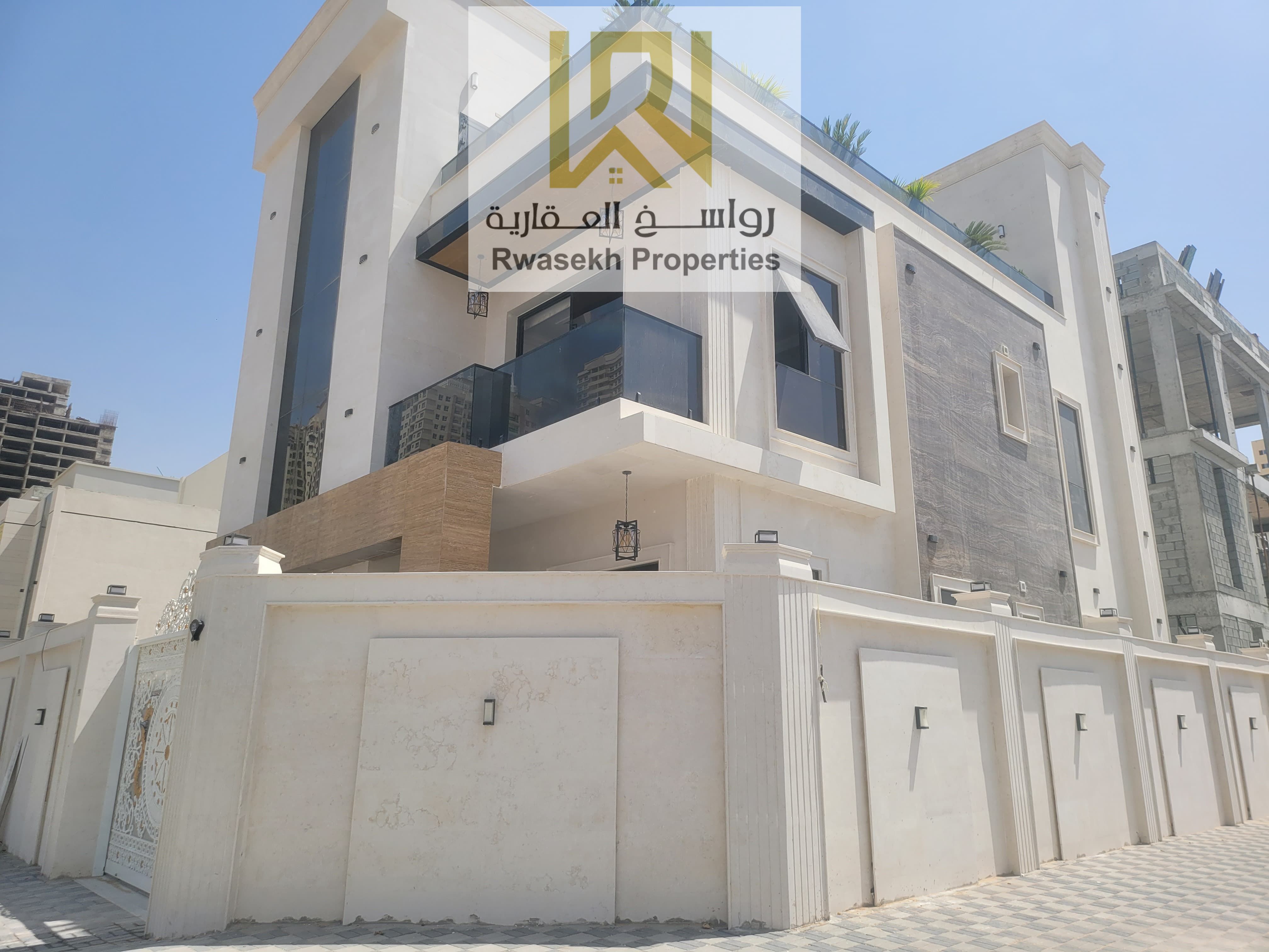 A spacious and well-equipped villa located in a ‘special residential area*, ideal for families or investors.