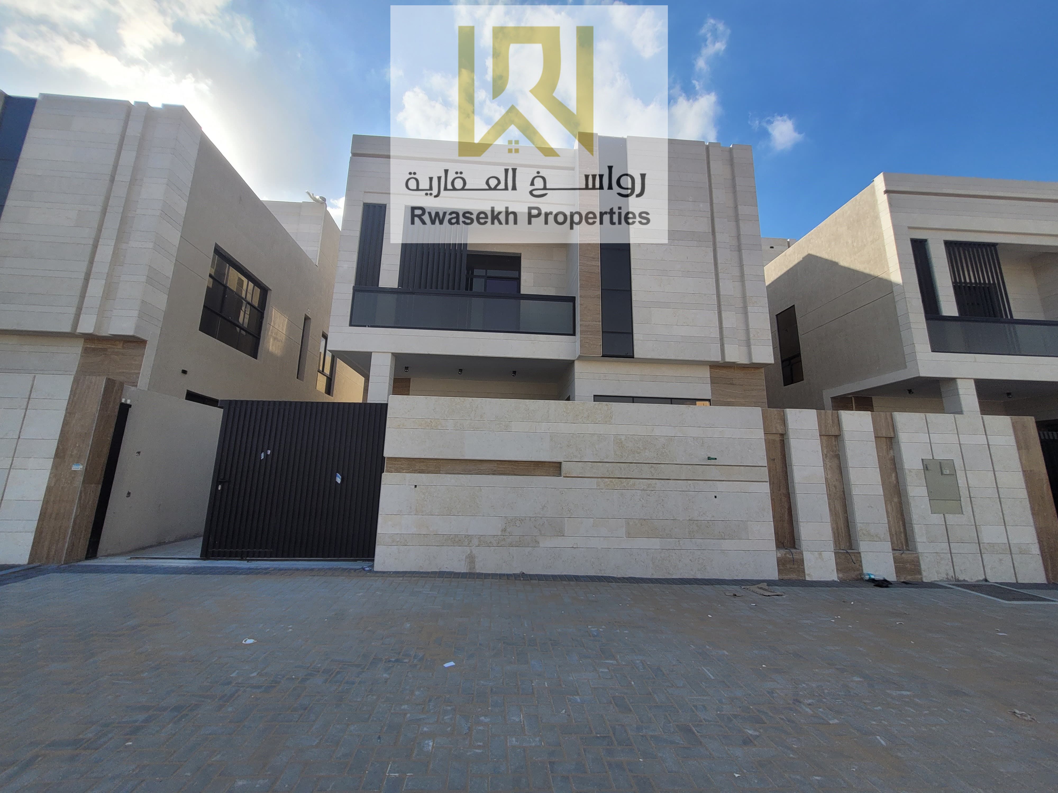 Your chance to own a dream villa in the heart of Bahia – Abu Dhabi! We offer you a luxury villa with a refined design in the Bahia area, one of the q